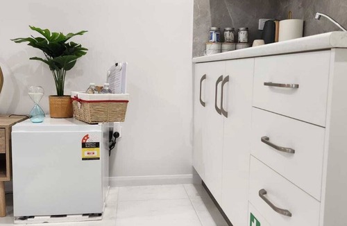 Cosgrove Apartment | Private Apartments in Cosgrove, Townsville