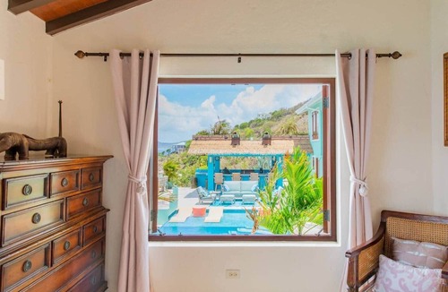 Jost Van Dyke House | Private beach with infinity pool