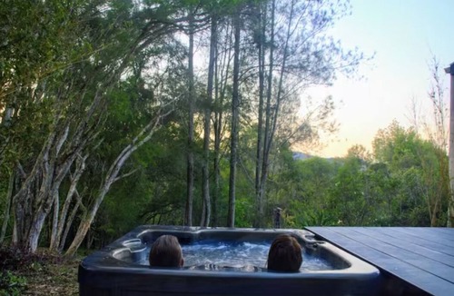Conondale Cabin | Private Cabin & Spa at Crystal Waters Eco Village