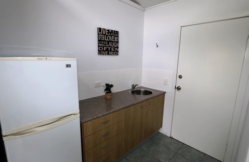 Brisbane Waterfront House | Private Estate with Main Heritage House + Cottages — Exclusive Use