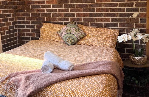 Cherrybrook Apartment | Private Unit underneath a family Home
