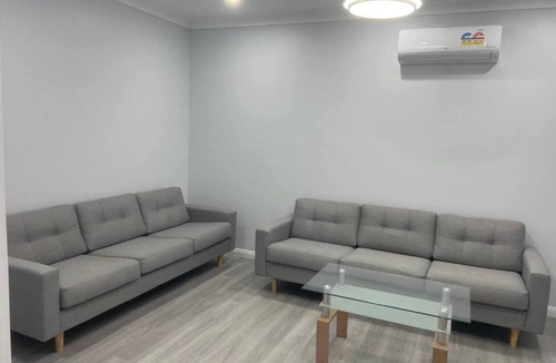 Mount Druitt House | Quiet Spacious Family House Mount Druitt