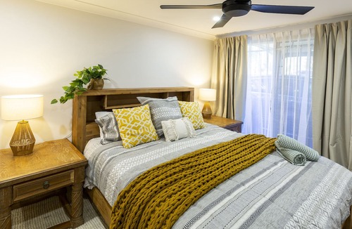 Regentville House | Regentville Waterfront Luxury Manor - Millionaires Location