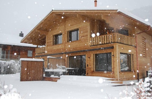 Meiringen Ski Chalet | Reichenbach Falls