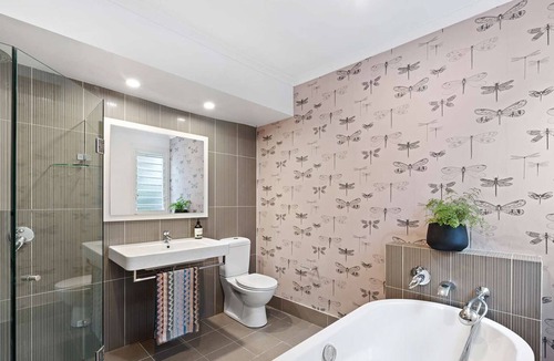 Rozelle House | Renovated 3BR stylish character cottage with beautiful garden