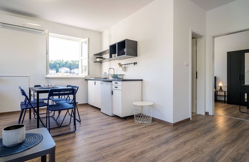 Cavtat Old Town Apartment | Residence & Pool Villa Schwarz Suites - Comfort One Bedroom Apartment with Balcony and Sea View