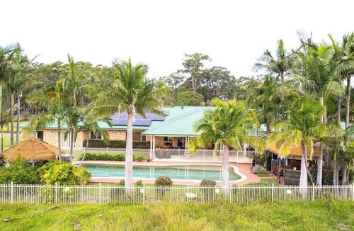 Wyee House | Resort Like Farm Stay in Wyee 1 Hour away from SYD