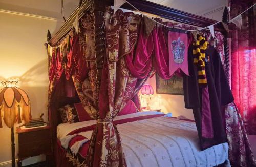 Windsor Apartment | Romantic Harry Potter Themed Home