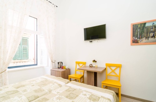 Dubrovnik Old Town House | Rooms Tezoro- Double or Twin Room with City View (S2) - B5