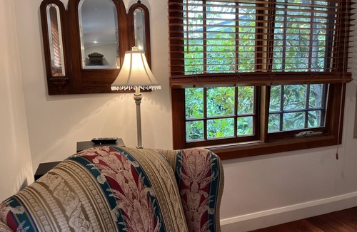 Katoomba House | Rose Cottage-Walk 3 Sisters/Bushwalks/Quiet St