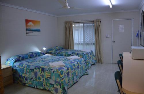 West Mackay Hotel | Rover Motel
