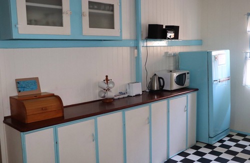 Samford Village House | Samford Cottage Samford Village
