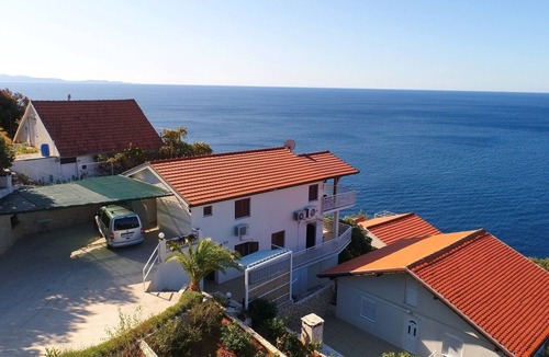 Podobuce Apartment | Seaside Apartments Hrkać - Studio Apartment with Terrace and Sea View 3
