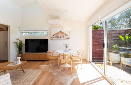Dolphin Point House | Seaside Escape - The ultimate beachside retreat nestled on the shores of Dolphin Point Beach