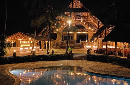 Uroa Hotel | Seaside Sanctuary with Swimming Pool, Spa, & Free Breakfast - Near Uroa Beach