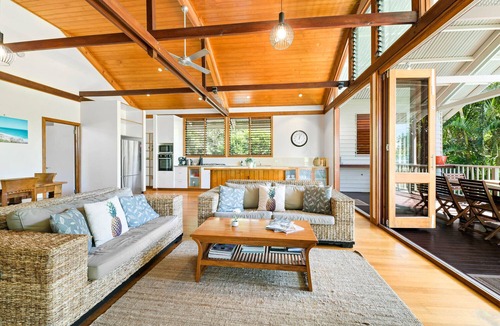 Mudjimba House | Serenity - Eco friendly, pet friendly beach house with pool