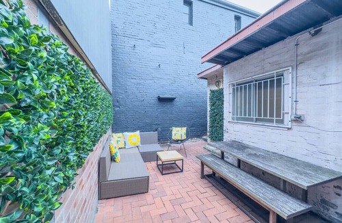 Glebe House | Serenity home in the heart of city