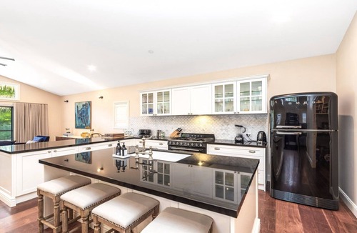 Pearl Beach House | Sister Bay by HolidayCo.