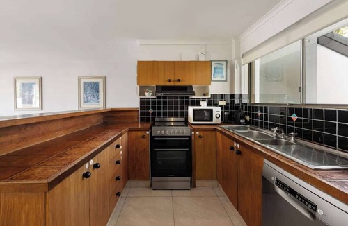 Noosa Heads Apartment | Soundhaven 4 - Noosa Parade Value