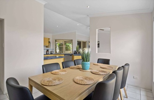 Coolum Beach Apartment | Spacious 4-Bed Family Retreat with Pool
