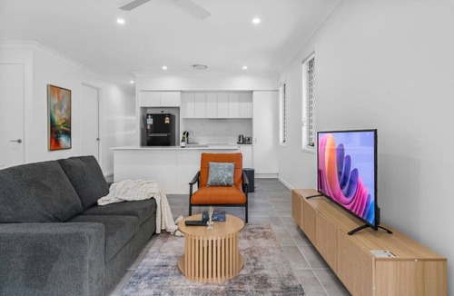 Ripley House | Spacious 4BR Home Great Area close to everything