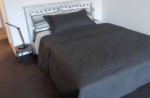 Dee Why Apartment | Spacious Modern apartment Dee Why