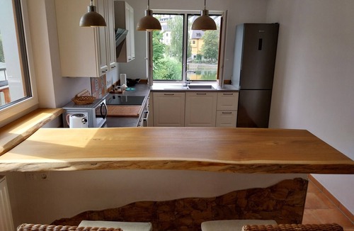 Bad Lobenstein Condo | Spacious Thuringian Sea vacation apartment with charm and lots of light