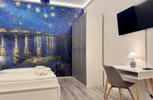 Nepszinhaz negyed Apartment | Standard Apartment by Hi5- JankaLak