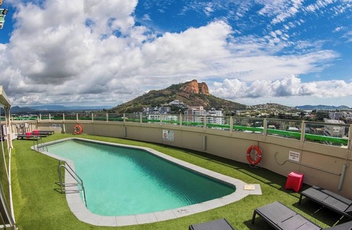 South Townsville Hotel | Standard Twin Room CBD Townsville