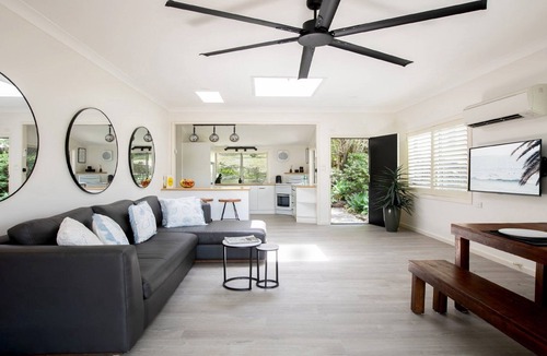 Pearl Beach House | Stay 3 nights, pay 2 this Winter*