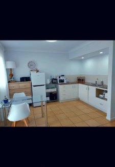 North Ward Apartment | Stay on the Strand, Townsville, one bedroom apartment on the third floor, free secured parking