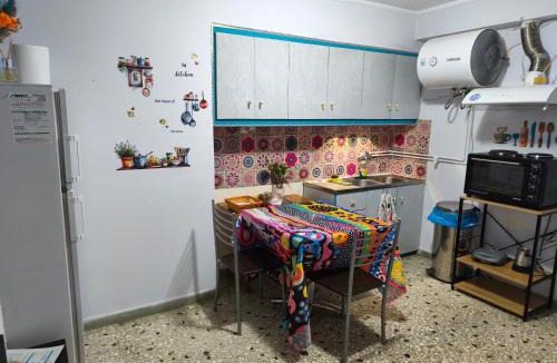 Saronida Apartment | Studio By The Beach 2