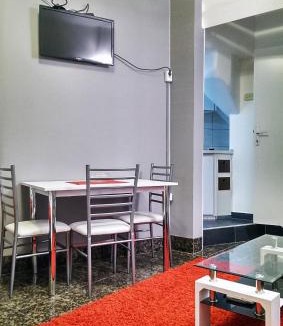 Split Apartment | Studio Laura
