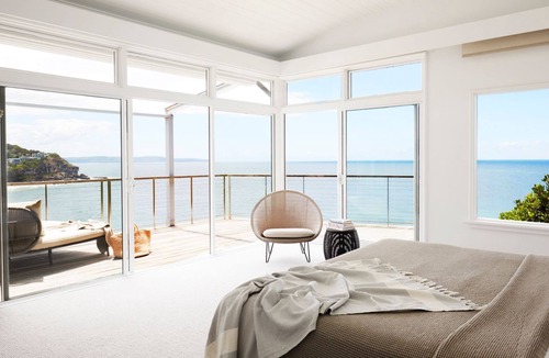 Whale Beach House | Stunning beachside Villa located 100m from iconic Whale beach, what a spectacular experience.