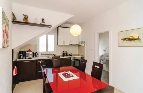 Blace House | Stunning home in Opuzen with WiFi