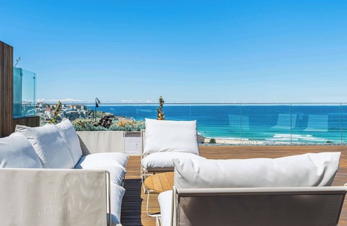 Bondi Beach Apartment | Stunning Penthouse with uninterrupted ocean views