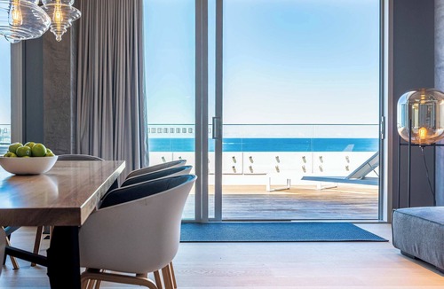 Bondi Beach Apartment | Stunning Penthouse with uninterrupted ocean views