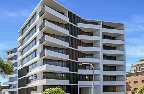 Bondi Apartment | Stylish & Immaculate Bondi Apartment – Walk to Beach & Bondi Junction