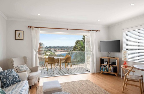Bondi Apartment | Stylish Tamarama Beachside