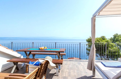Prigradica Apartment | Summer House Bougainvillea by Dubrovnik Colors