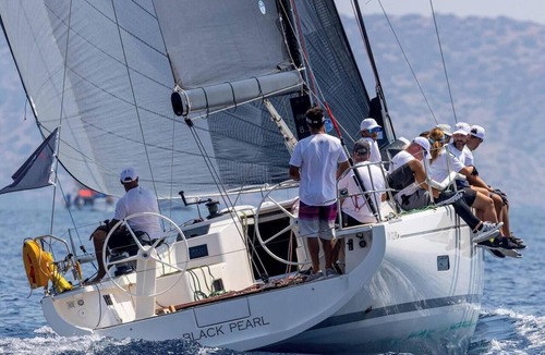 Mikrolimano Boat Rental | Sun-Kissed Sailing Adventure in Islas Sarónicas