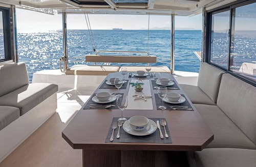 Alimos Boat Rental | Sun-Kissed Sailing Adventure in Islas Sarónicas