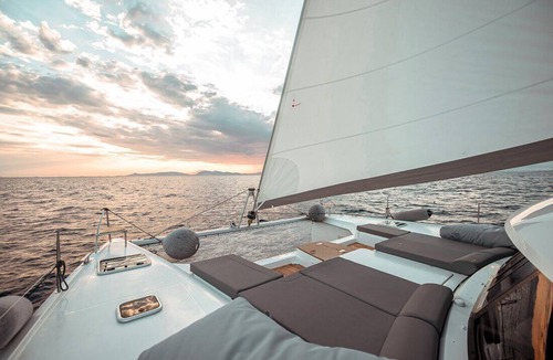 Alimos Boat Rental | Sun-Kissed Sailing Adventure in Islas Sarónicas