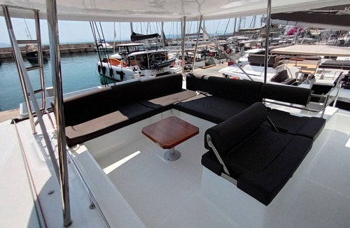Alimos Boat Rental | Sun-Kissed Sailing Adventure in Islas Sarónicas