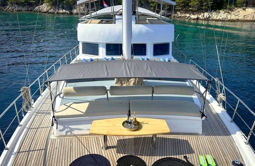 Split Boat Rental | Sun-Kissed Sailing Adventure in Split, Croatia