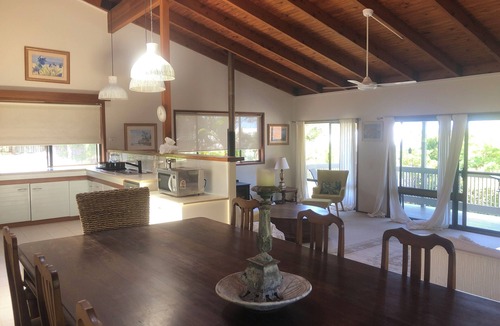 Aroona House | Sunny and Breezey Sunshine Coast family home with pool