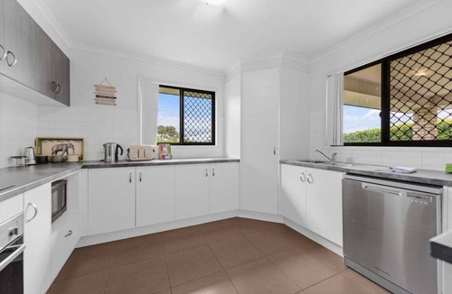 Little Mountain Villa | Sunny Coast 3BR Family Hinterland Retreat