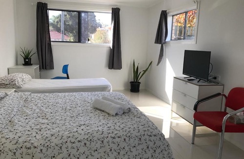 Sunnybank House | Sunnybank Holiday Sanctuary