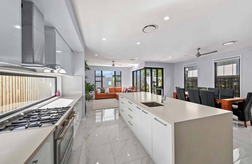 Bokarina House | Sunshine Coast Escape | Beachside, Pool & Views