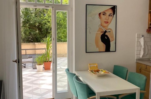 Orszagut Apartment | Superb Studio with 70 sqm Terrace in the Greens of Buda City Centre